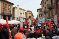 Nella foto - Laboratorio Sociale Alessandria