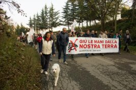 Nella foto - Laboratorio Sociale Alessandria