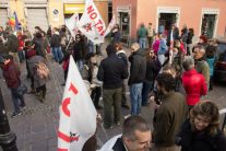 Nella foto - Laboratorio Sociale Alessandria