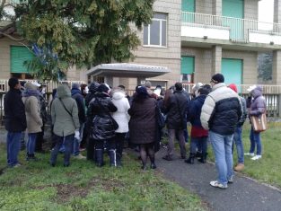 Nella foto - Laboratorio Sociale Alessandria