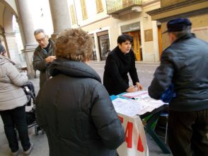 Nella foto - Laboratorio Sociale Alessandria