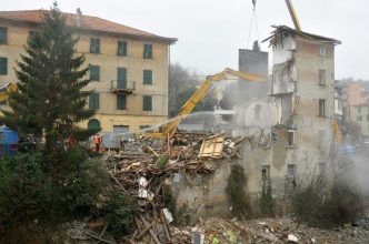 Nella foto - Laboratorio Sociale Alessandria