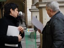 Nella foto - Laboratorio Sociale Alessandria