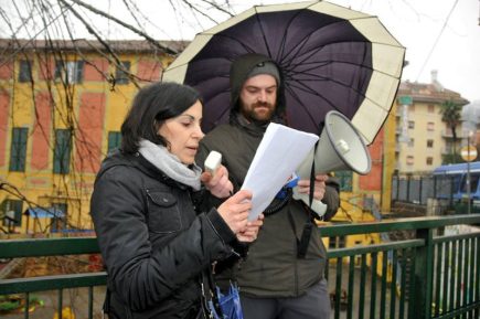 Nella foto - Laboratorio Sociale Alessandria