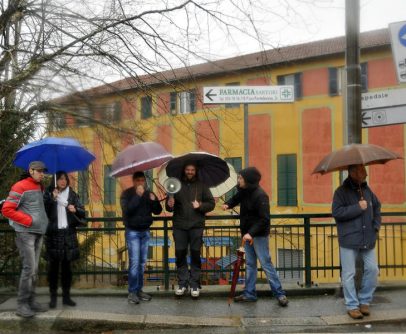 Nella foto - Laboratorio Sociale Alessandria