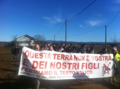 Nella foto - Laboratorio Sociale Alessandria