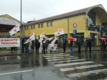 Nella foto - Laboratorio Sociale Alessandria