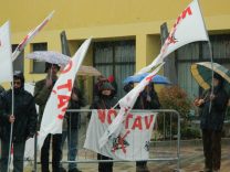 Nella foto - Laboratorio Sociale Alessandria