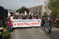 Nella foto - Laboratorio Sociale Alessandria