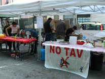 Nella foto - Laboratorio Sociale Alessandria