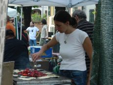 Nella foto - Laboratorio Sociale Alessandria