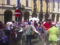 Nella foto - Laboratorio Sociale Alessandria