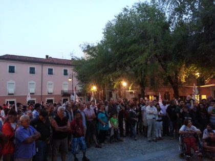 Nella foto - Laboratorio Sociale Alessandria