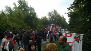 Nella foto - Laboratorio Sociale Alessandria