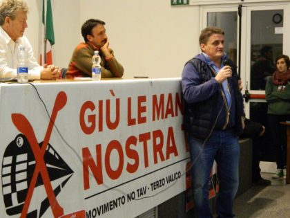 Nella foto - Laboratorio Sociale Alessandria