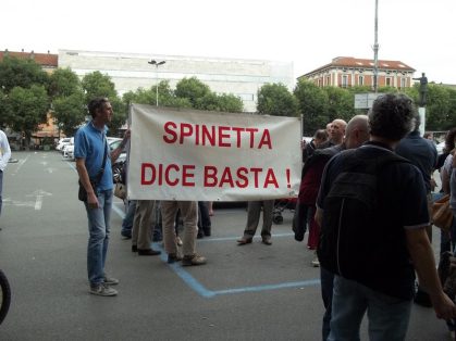 Nella foto - Laboratorio Sociale Alessandria