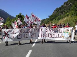 Nella foto - Laboratorio Sociale Alessandria